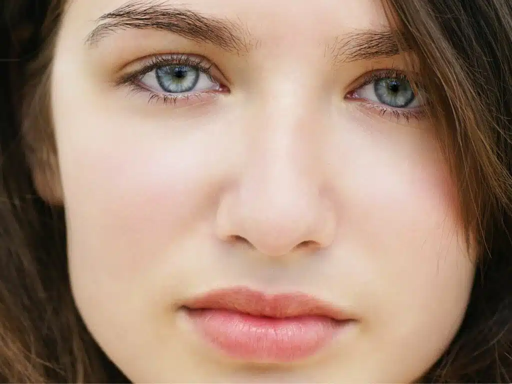 6 Ways Unresolved Parent Trauma Affects Teen Emotional Health 8 teen emotional health and trauma